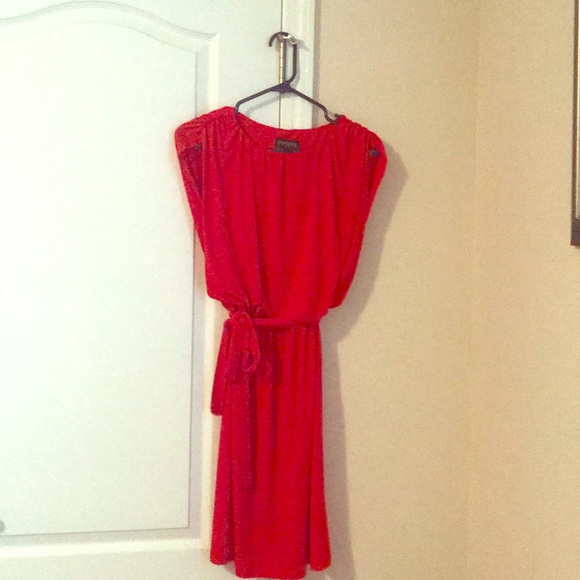 Lady in Red! - Picture 1 of 1